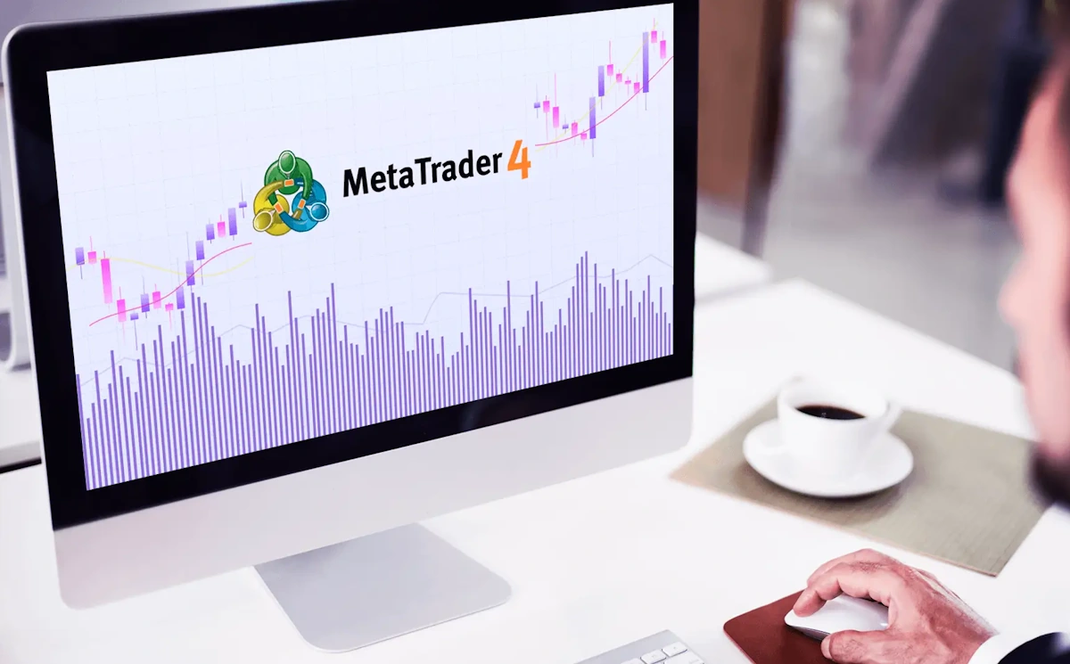 How to install the Expert Advisor in the MetaTrader 4 platform